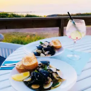 prangli resto õhtusöök terrassil