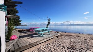 Prangliresto Rannabaar suveterrass vaatega merele